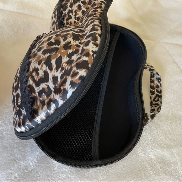 Travel Bra Case - Picture 5 of 9